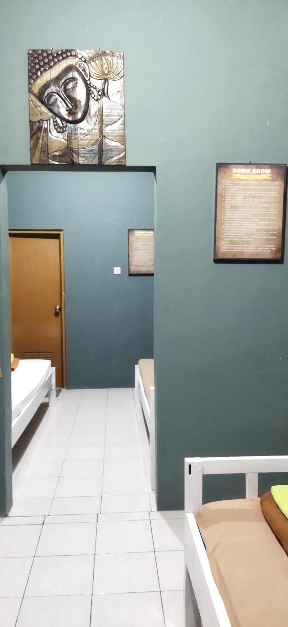 Venezia Homestay And Garden ยอกยาการ์ตา ภายนอก รูปภาพ